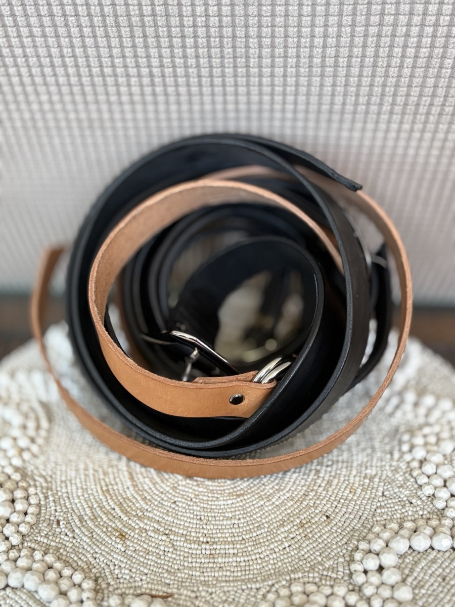 Making leather goods by hand